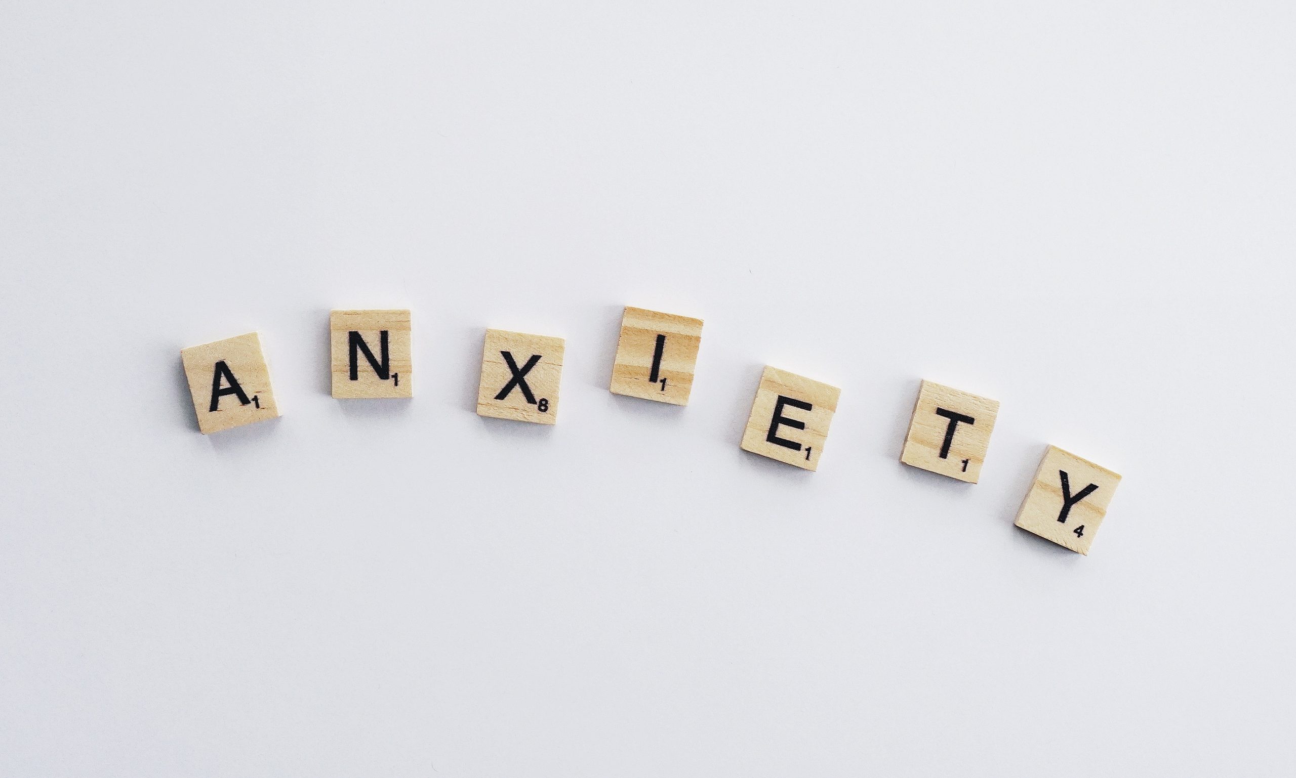 How to Deal With Anxiety Without Medication: Tips + Tools